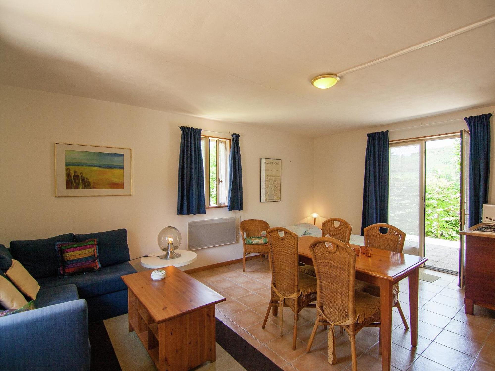 Appealing Apartment In Vezac With Swimming Pool Beynac-et-Cazenac Exterior foto